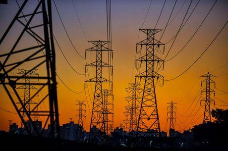 Governo publica MP para amenizar impactos na tarifa de energia
