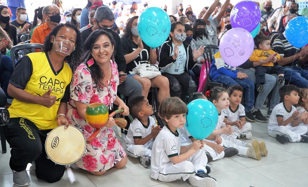 Barueri: Inauguração da maternal Elisabete contou com a presença da comunidade escolar