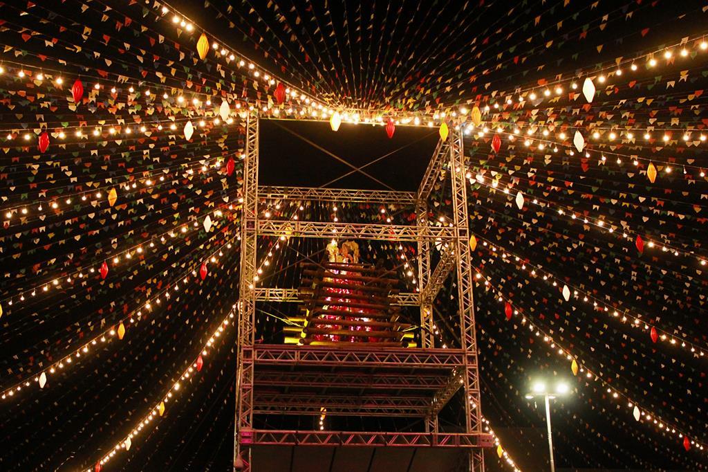 Mari Fernandez abre o Arraiá Barueri 2024 nesta quarta, 12