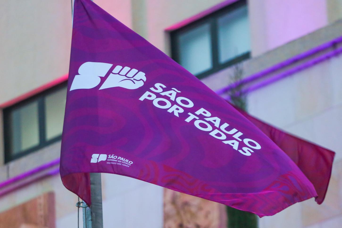 Agosto Lilás: app SP Mulher Segura gera mais de 300 BOs e quase 100 acionamentos do botão de pânico