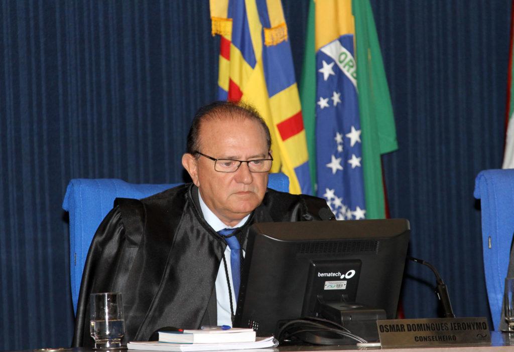 Corregedor do TCE usou sobrinhos como laranjas e negociou no TJ para ficar com fazendas, diz PF