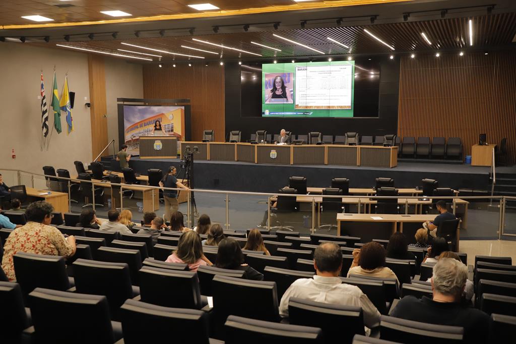 Secretaria de Saúde de Barueri presta contas do segundo quadrimestre de 2024