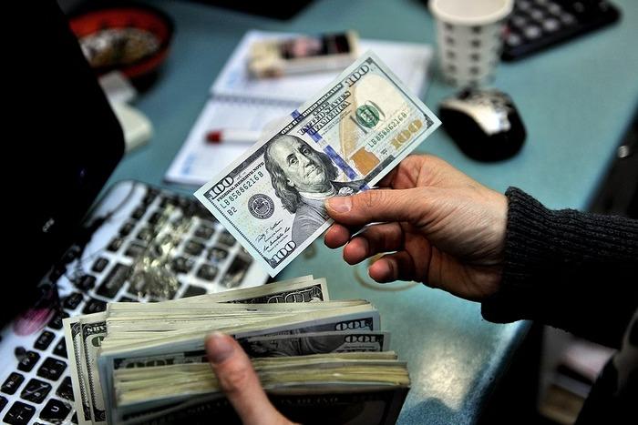 Dólar salta a R$ 6,16 na abertura de mercado, em novo recorde nominal