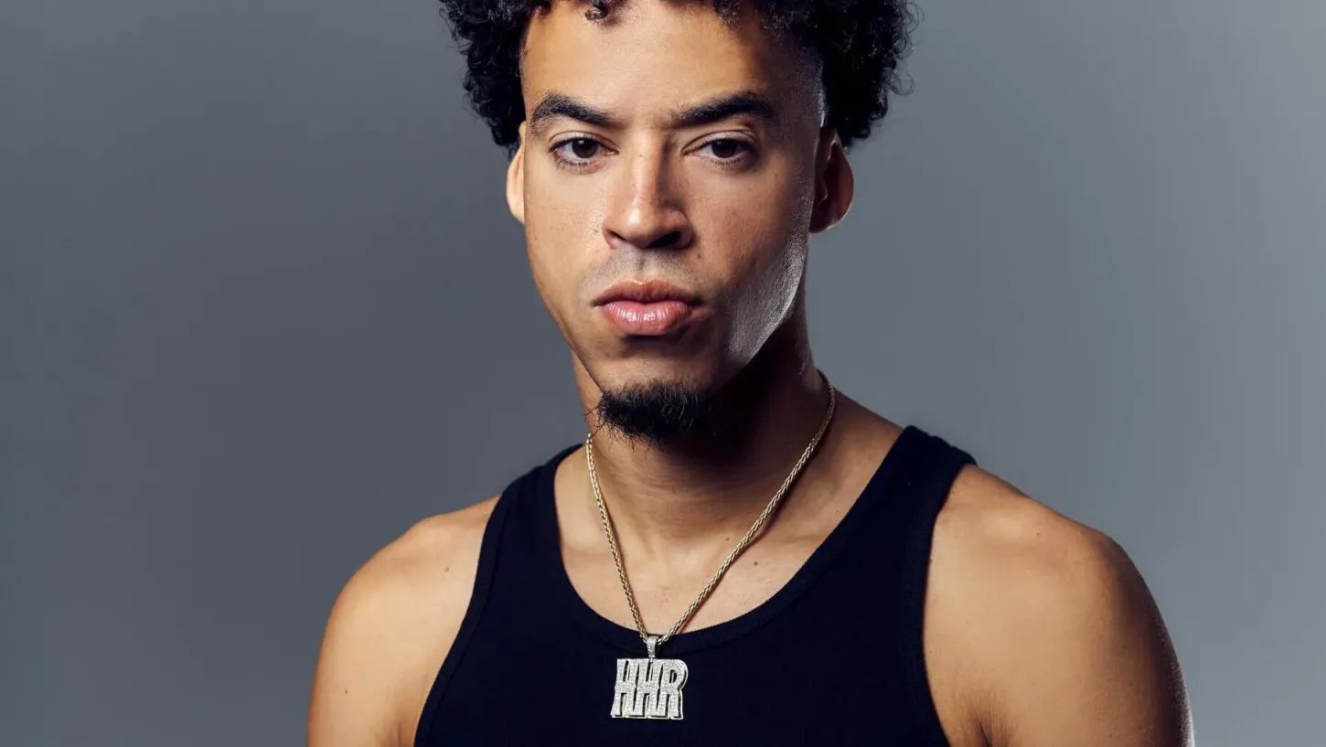 L7nnon é destaque do rap nacional no Natal Encantado nesta quinta-feira, dia 12