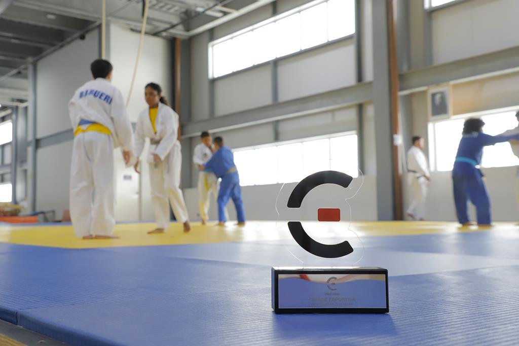 Barueri é reconhecida como Cidade Esportiva em premiação estadual