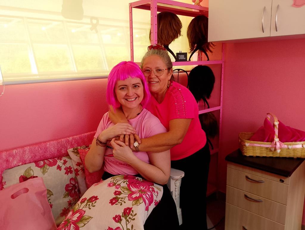 Doação de cabelos em Barueri marca ações do Outubro Rosa