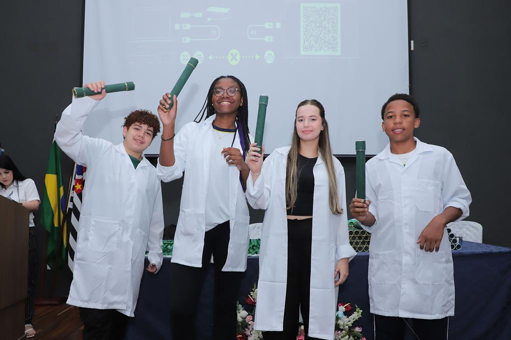 Educação e Saúde formam 280 jovens agentes de prevenção em Barueri