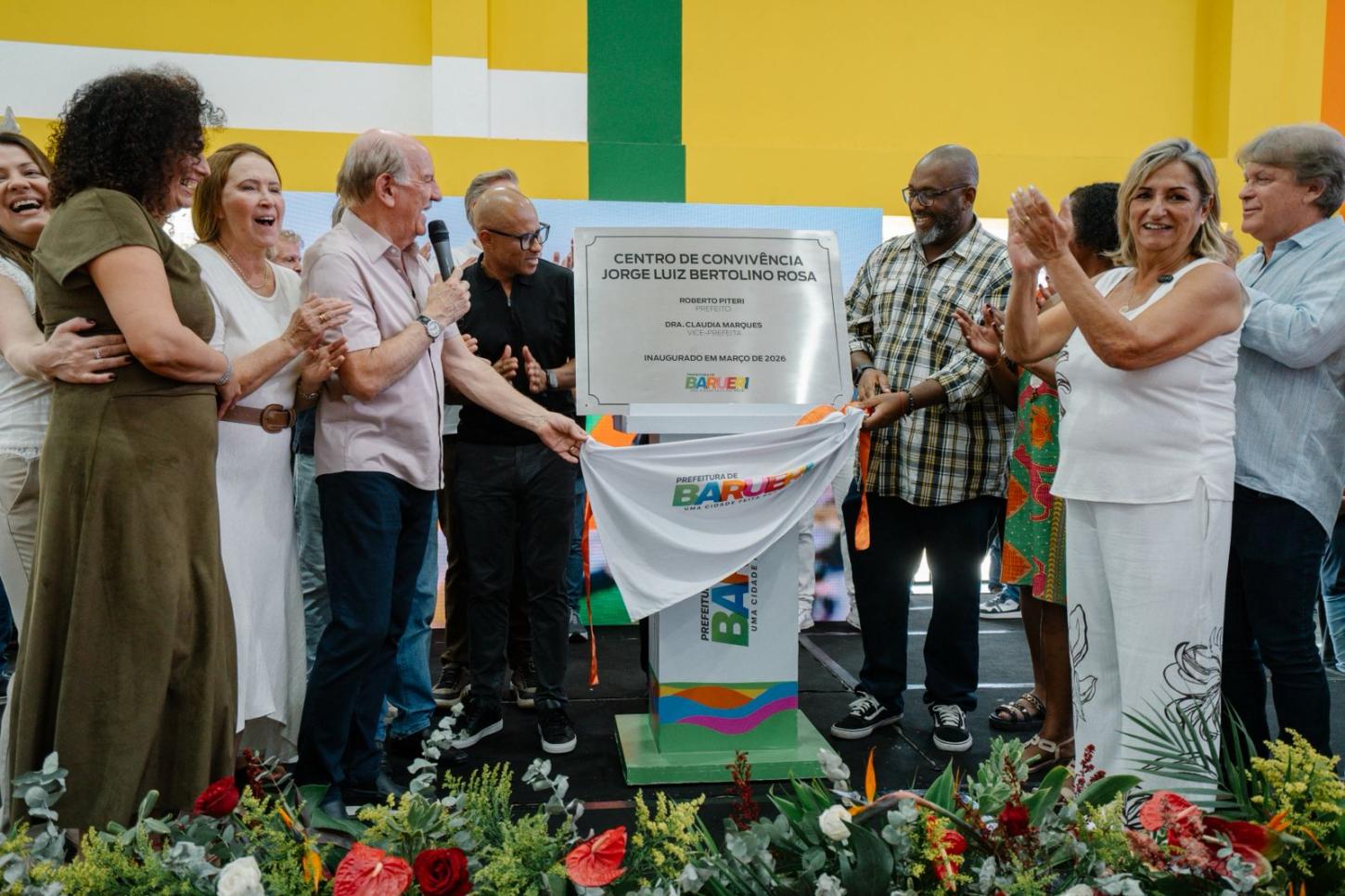 Beto Piteri inaugura Centro de Convivência do Jardim São Pedro